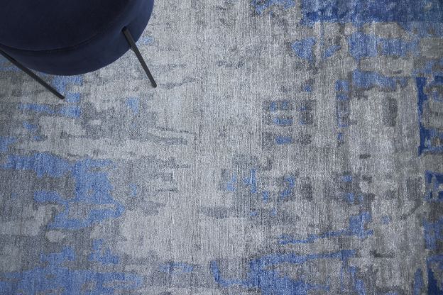 Exquisite Rugs Bamboo Silk Handmade Hand-Knotted Bamboo Silk and Cotton Area Rug