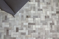 Exquisite Rugs Natural Hide Cowhide Silver Area Rug