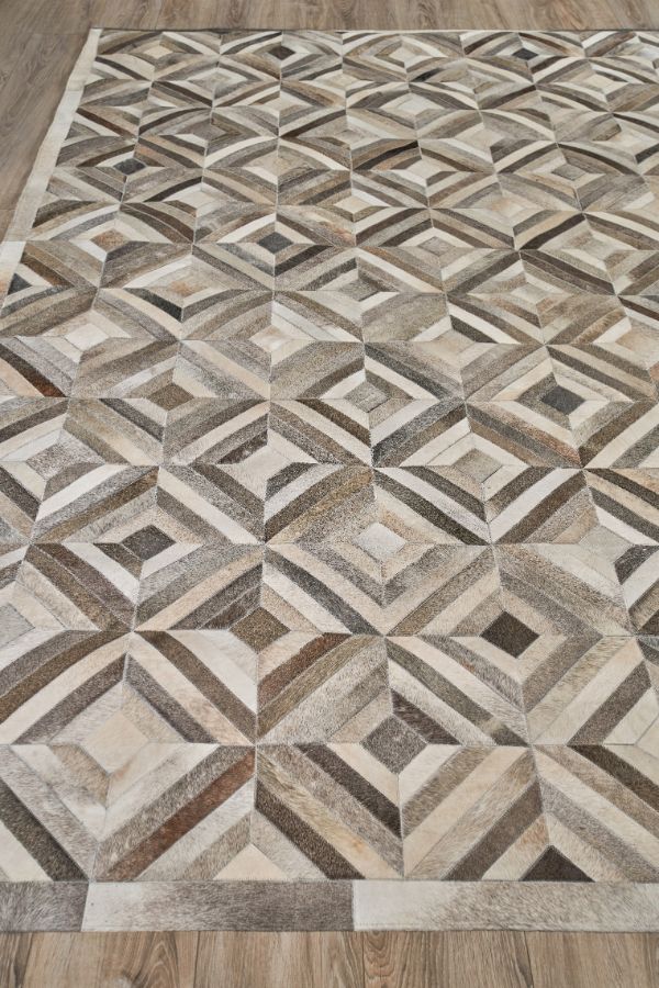 Exquisite Rugs Natural Hide Cowhide Silver Area Rug