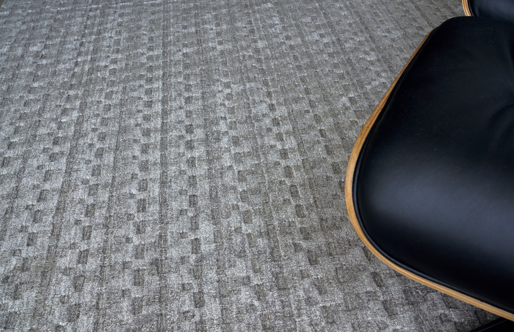 Exquisite Rugs Monroe Silk Handmade Hand Loomed Bamboo Silk and Cotton Area Rug