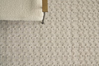 Exquisite Rugs Monroe Silk Handmade Hand Loomed Bamboo Silk and Cotton Area Rug