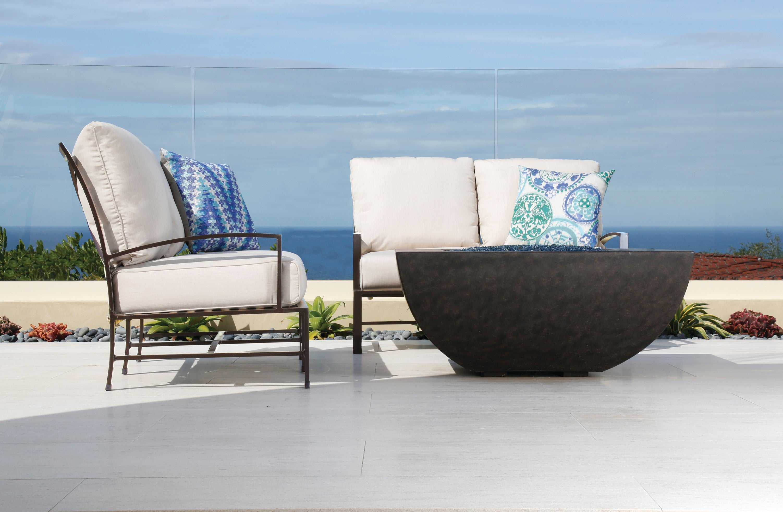 Sunset West La Jolla Aluminum Loveseat with Cushion