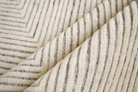 Exquisite Rugs Crescent Handmade Hand-Knotted New Zealand Wool Ivory Area Rug