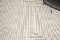 Exquisite Rugs Crescent Handmade Hand-Knotted New Zealand Wool Ivory Area Rug