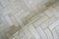 Exquisite Rugs Mosaic Leather Cowhide Ivory Area Rug