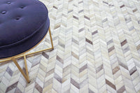 Exquisite Rugs Mosaic Leather Cowhide Ivory Area Rug