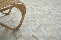 Exquisite Rugs Mosaic Leather Cowhide Ivory Area Rug