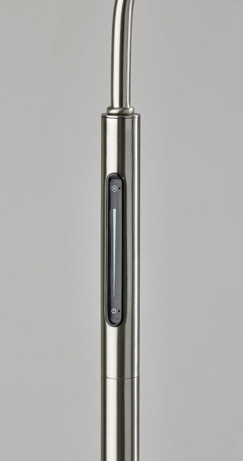 Adesso Cyrus LED Floor Lamp w. Smart Switch