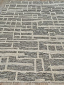 Exquisite Rugs Aldridge Handmade Hand-Knotted New Zealand Wool and Bamboo Silk Area Rug