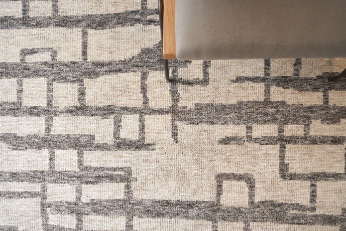 Exquisite Rugs Aldridge Handmade Hand-Knotted New Zealand Wool and Bamboo Silk Area Rug