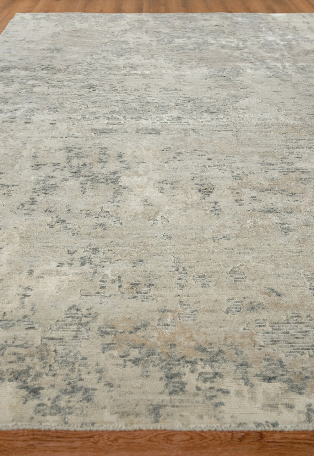 Exquisite Rugs Cosmo Handmade Hand-Knotted New Zealand Wool and Bamboo Silk Area Rug