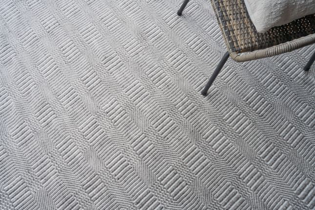 Exquisite Rugs Naples INDOOR/OUTDOOR Handmade Flatwoven PET yarn Area Rug