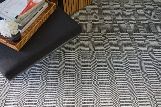Exquisite Rugs Naples INDOOR/OUTDOOR Handmade Flatwoven PET yarn Area Rug