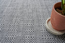 Exquisite Rugs Echo INDOOR/OUTDOOR Handmade Flatwoven PET yarn Area Rug