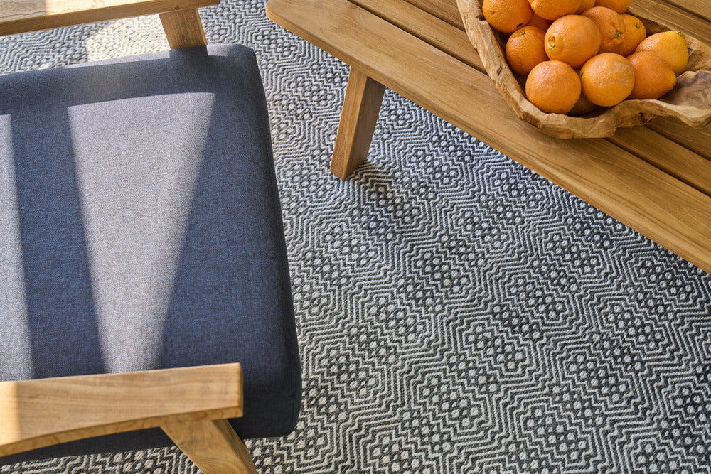 Exquisite Rugs Echo INDOOR/OUTDOOR Handmade Flatwoven PET yarn Area Rug