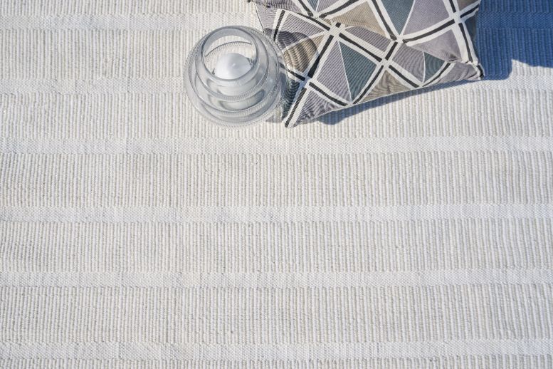 Exquisite Rugs Boca INDOOR/OUTDOOR Handmade Flatwoven PET yarn Area Rug