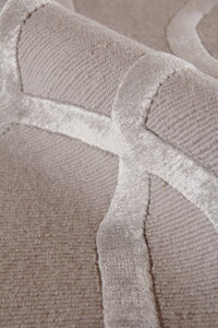 Exquisite Rugs Metro Velvet Handmade Hand-Knotted New Zealand Wool and Viscose  Area Rug