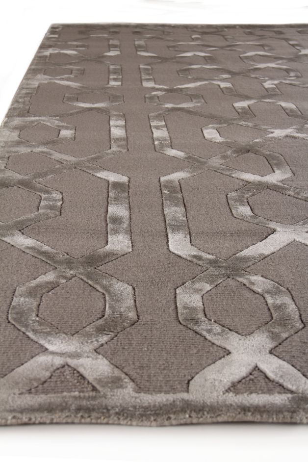 Exquisite Rugs Metro Velvet Handmade Hand-Knotted New Zealand Wool and Viscose  Area Rug
