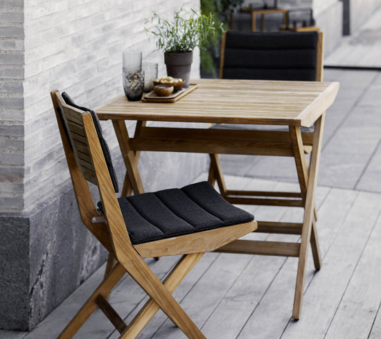 Cane-Line Flip Folding Table Small 31.5"x31.5"