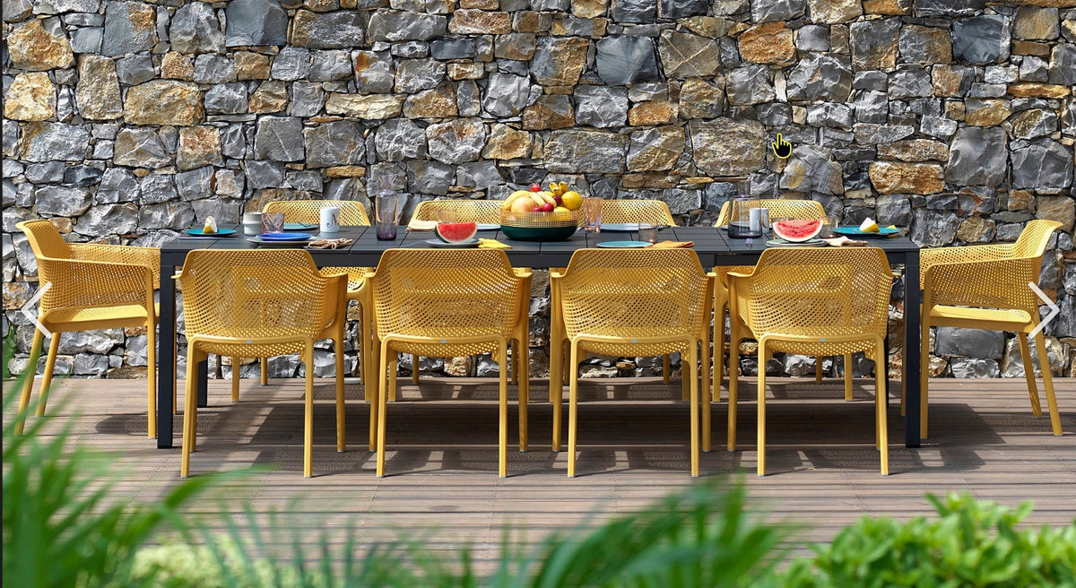 NardiOutdoorDining3.webp