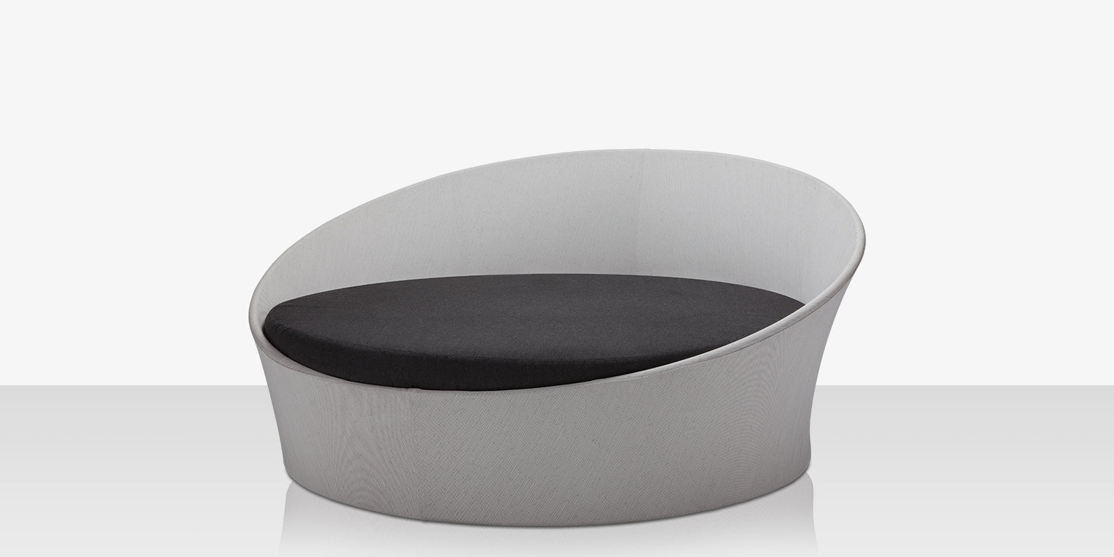 DecoScapes Furniture Cosmo Aluminum 72'' Daybed