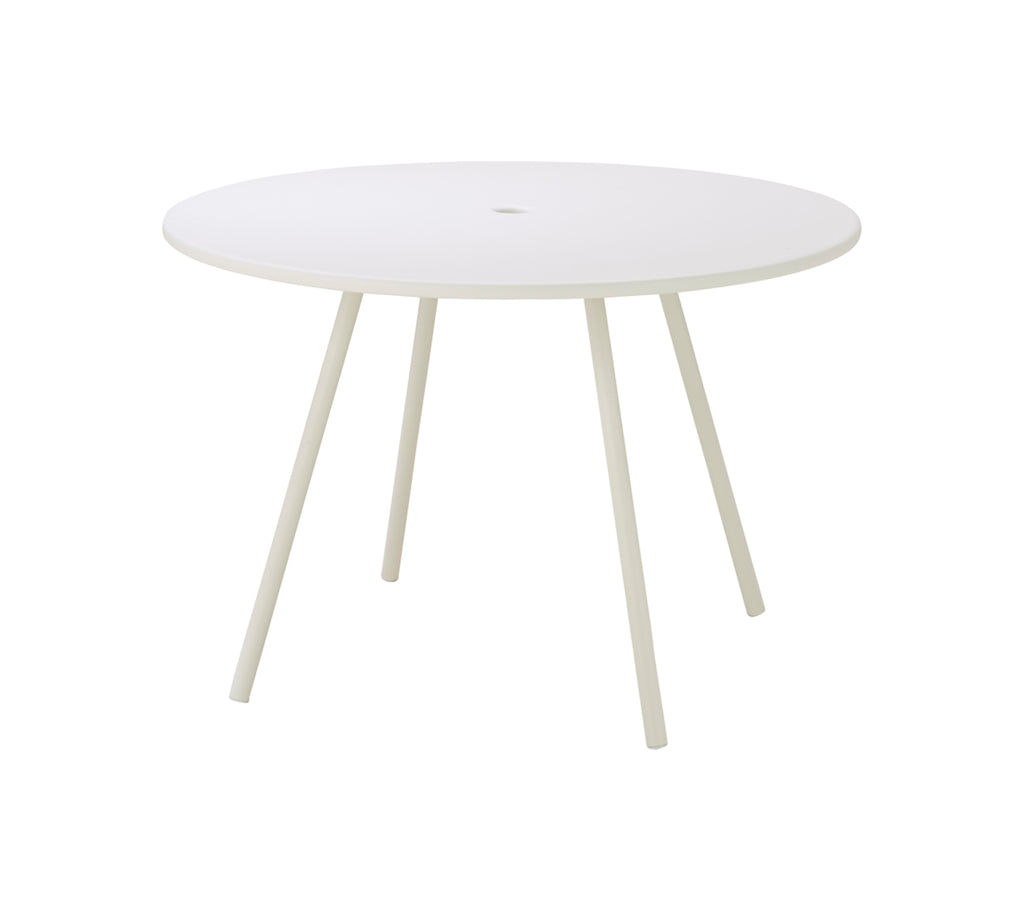 Cane-Line Area Table
