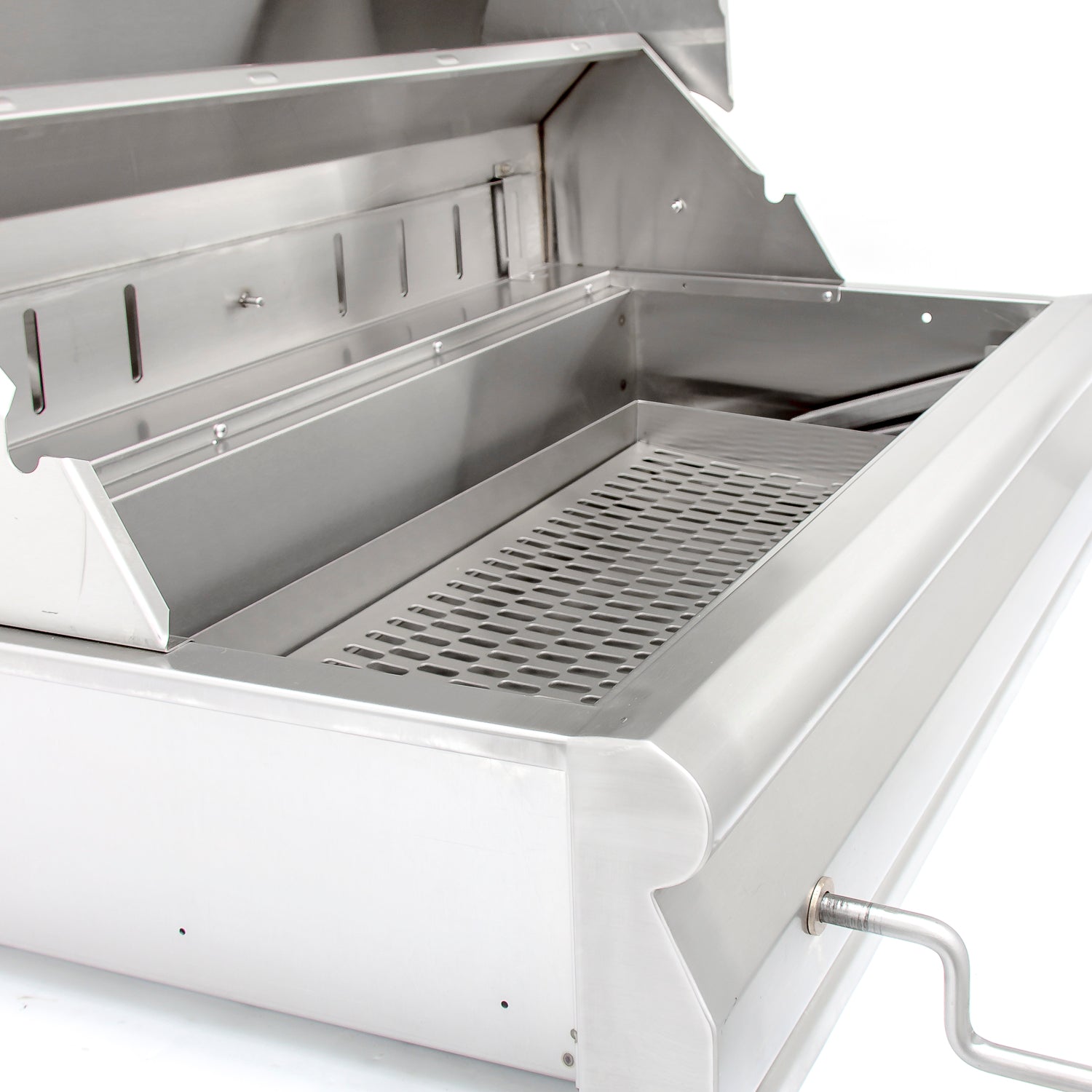 Blaze Grills 32-Inch Charcoal Grill