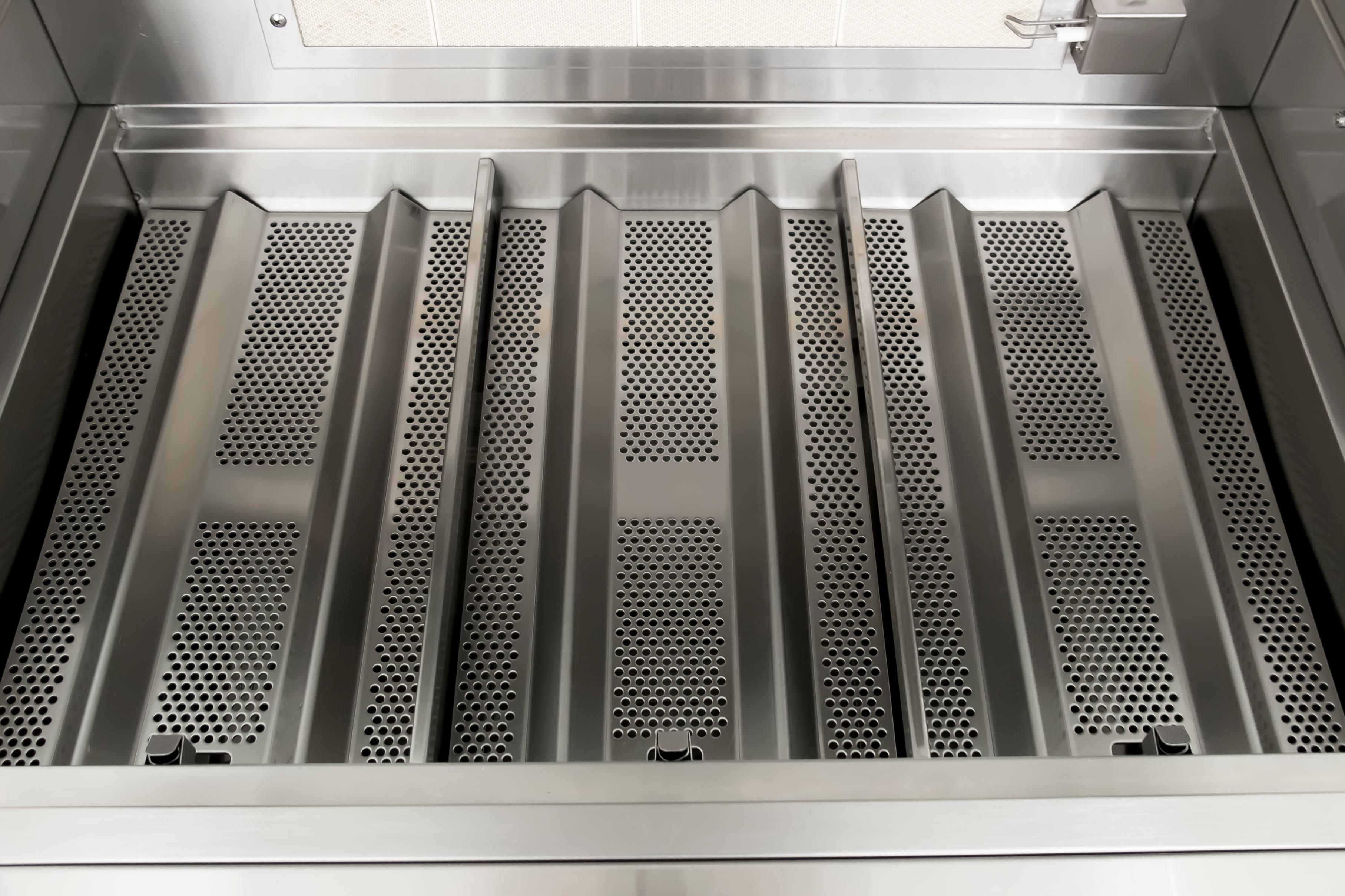 Blaze Grills Professional LUX 34-Inch 3 Burner Built-In Gas Grill With Rear Infrared Burner