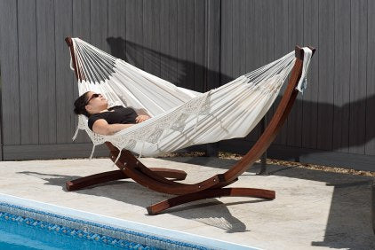 Vivere Double Cotton Hammock with Solid Pine Arc Stand - Cayo Reef/Retro/Natural with Fringe (8ft)