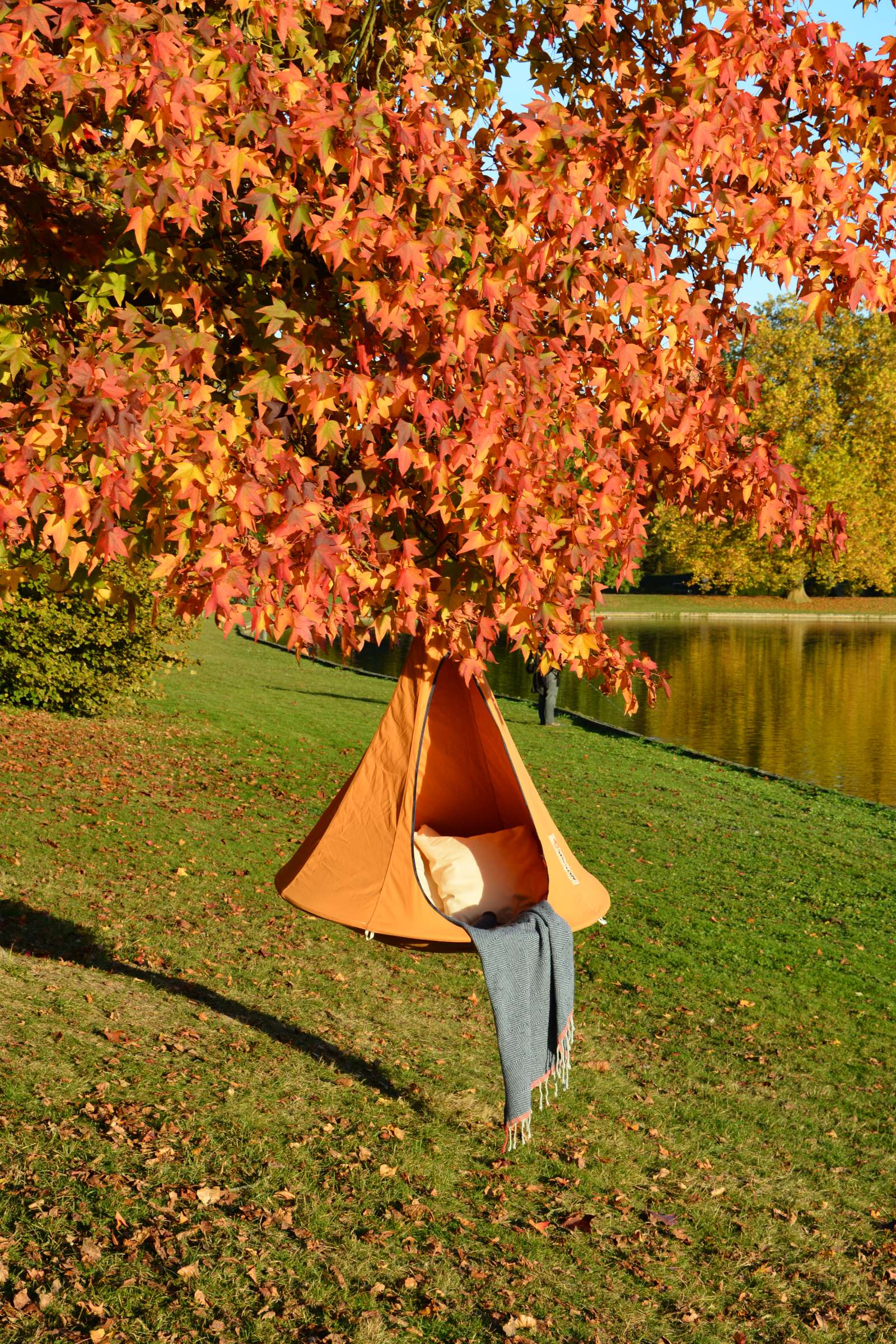 Vivere Bonsai - Natural White/Leaf Green/Chili Red/Taupe/Turquoise/Sky Blue/Mango