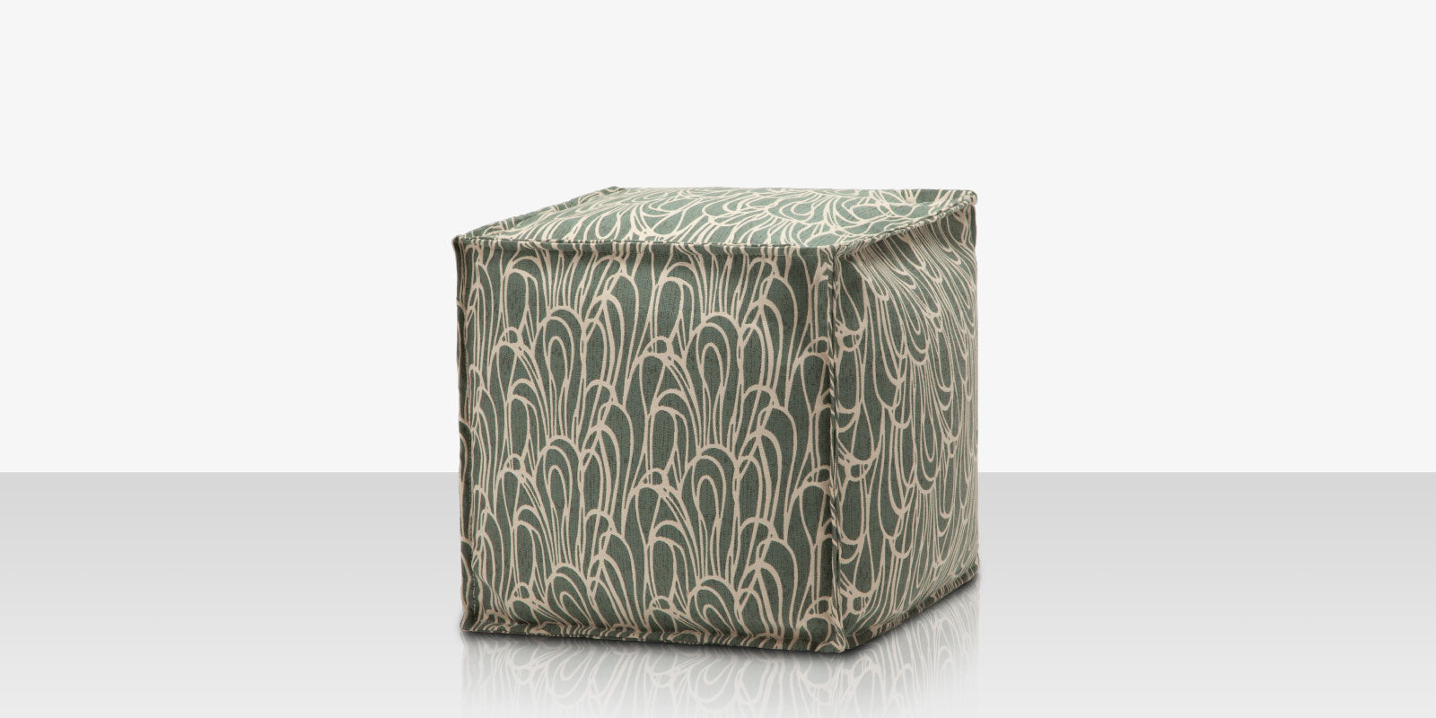 DecoScapes Casbah Small Puof (Square) 18"x18"