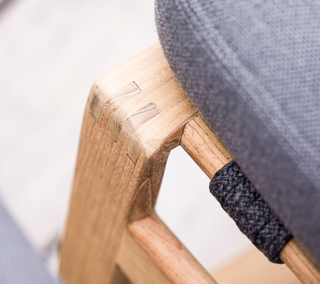 Cane-Line Endless Soft Highback Chair Incl. Grey Cane-Line Airtouch Cushion Set