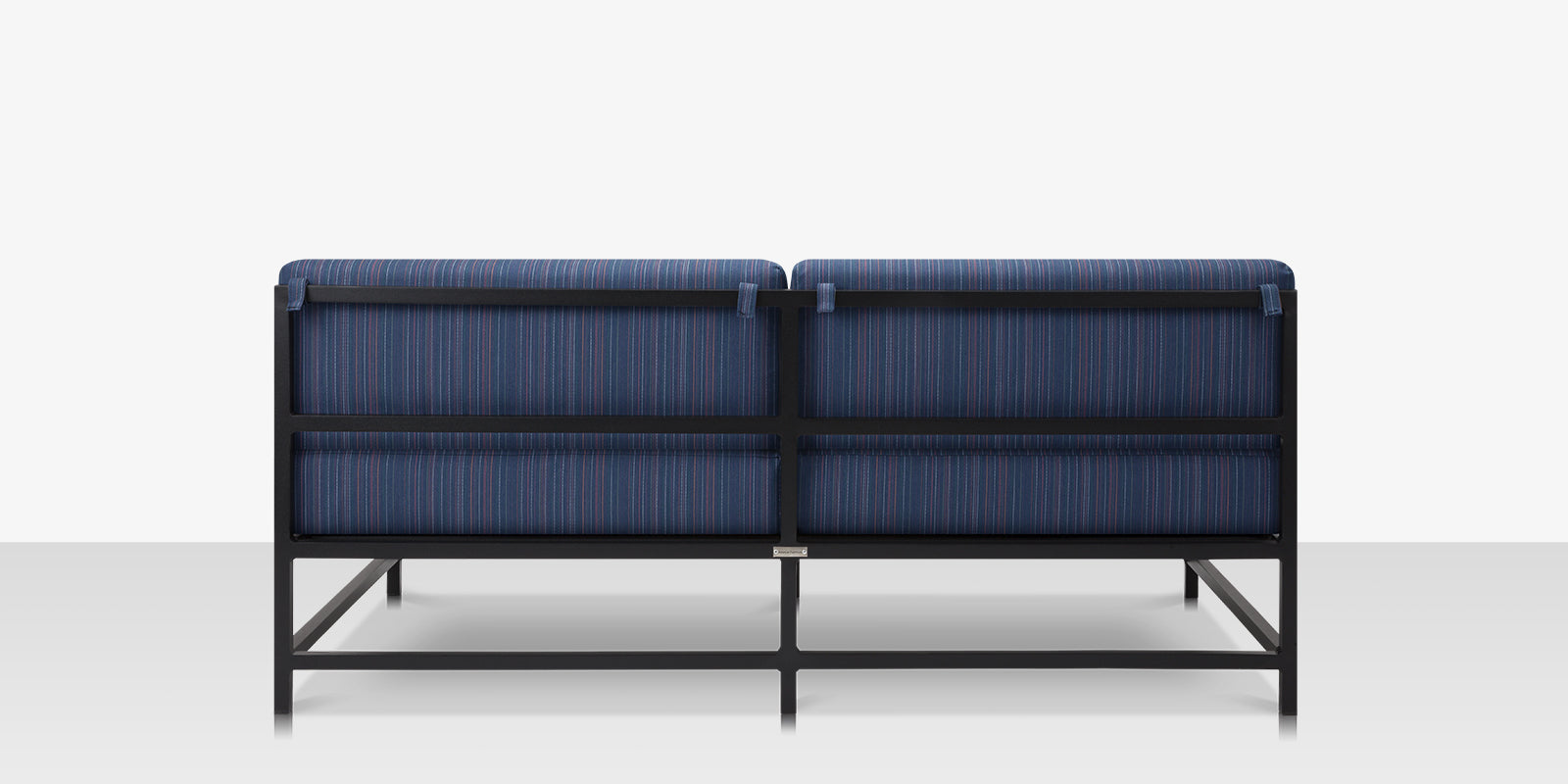 DecoScapes Delano Loveseat