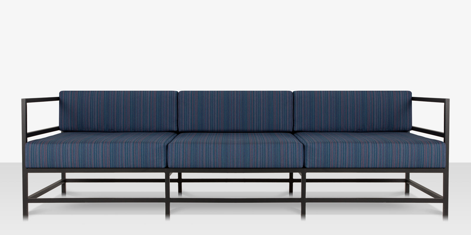 DecoScapes Delano Aluminum Sofa