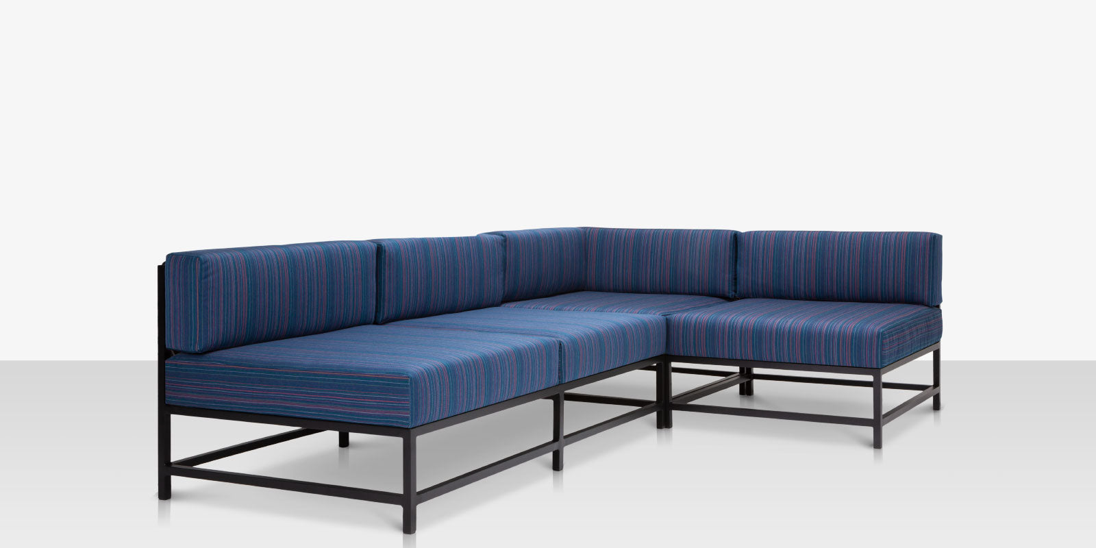 DecoScapes Delano Aluminum Square Corner Lounge Chair