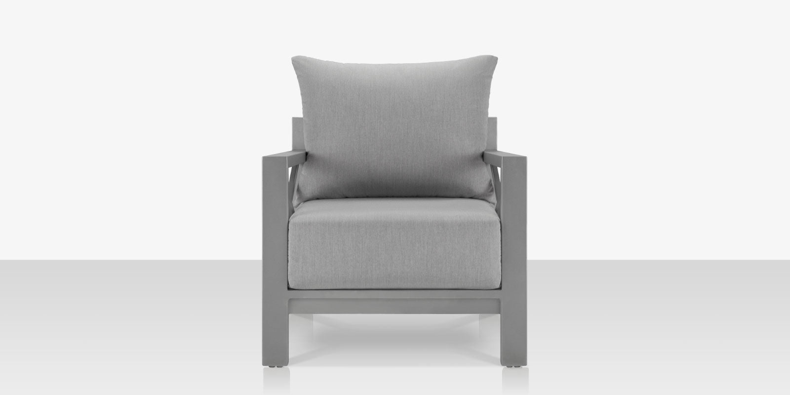 DecoScapes Dynasty Club Chair