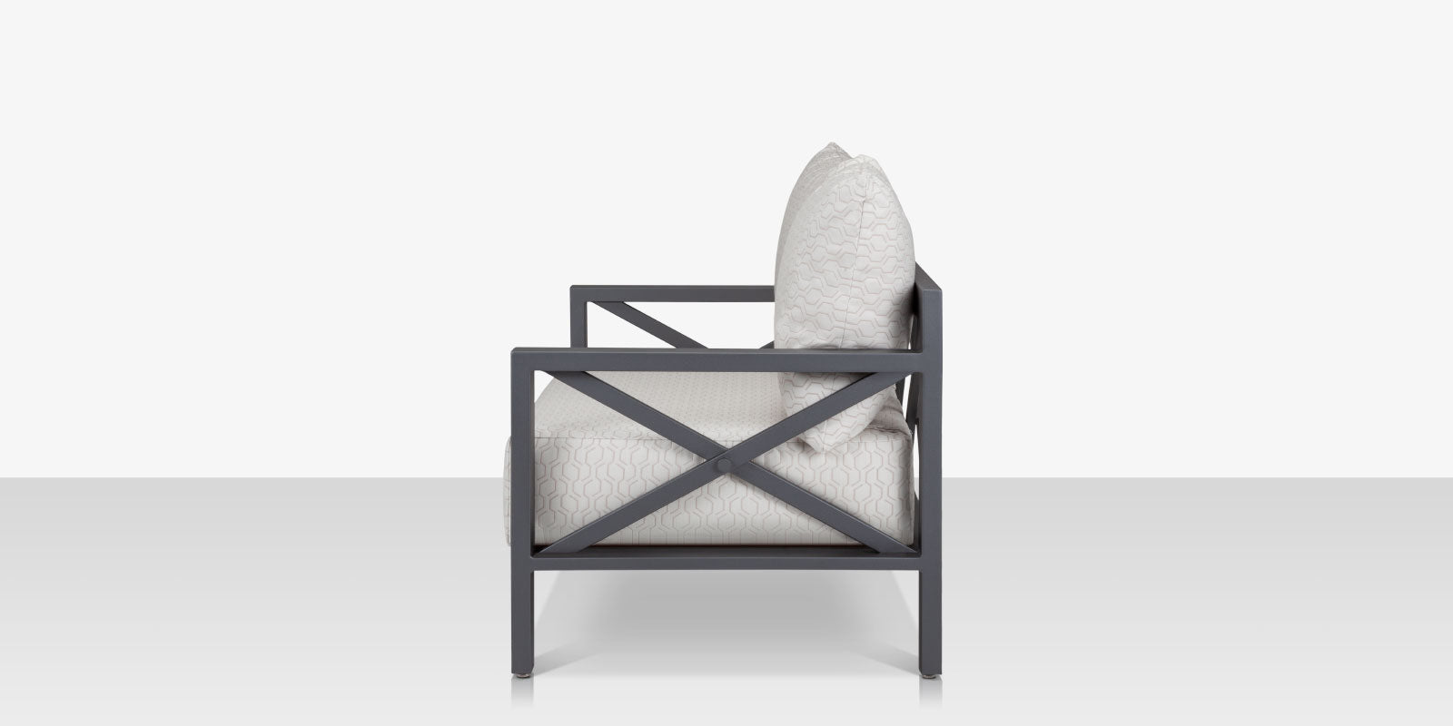 DecoScapes Dynasty Loveseat