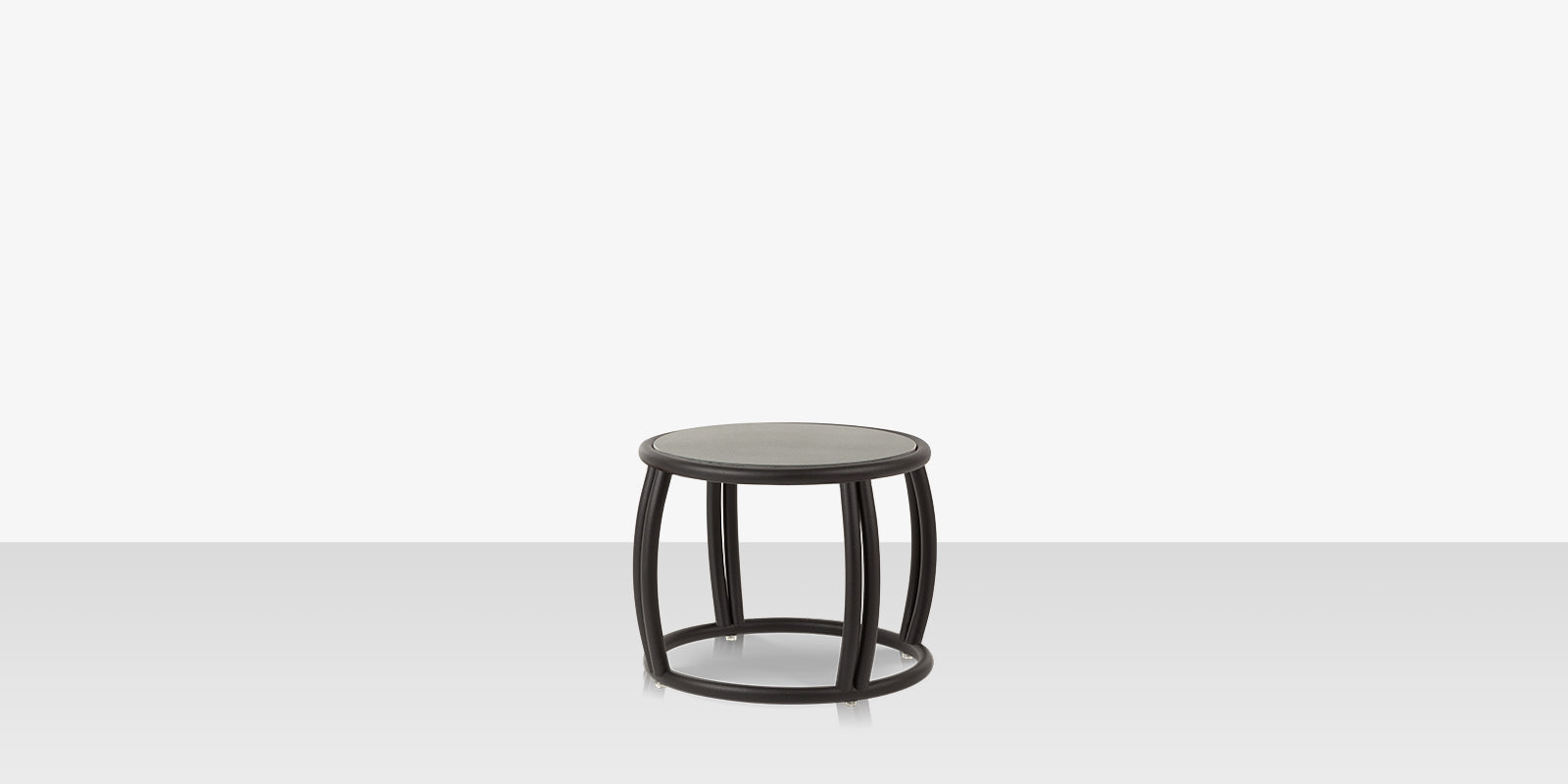 DecoScapes Elephant Side Table Round