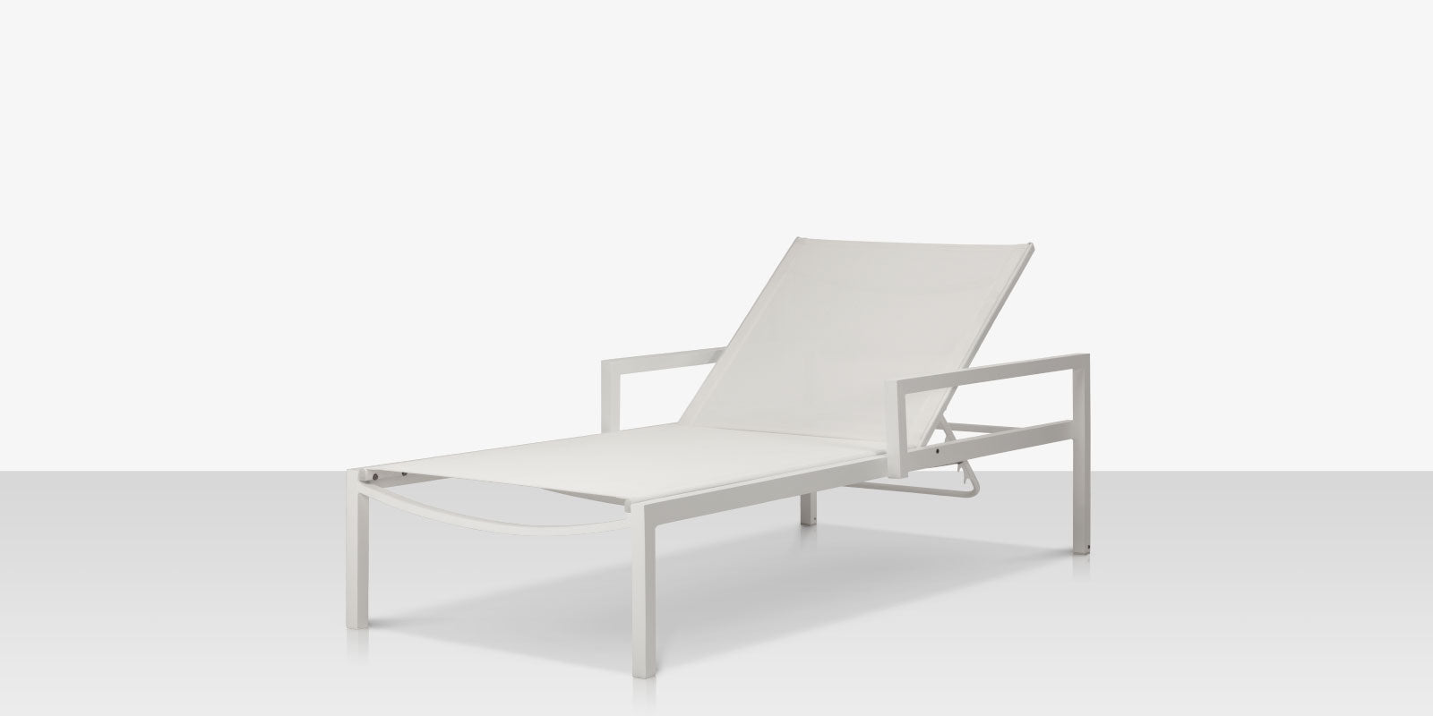 DecoScapes Fusion Aluminum Sling Chaise Lounge with Arms