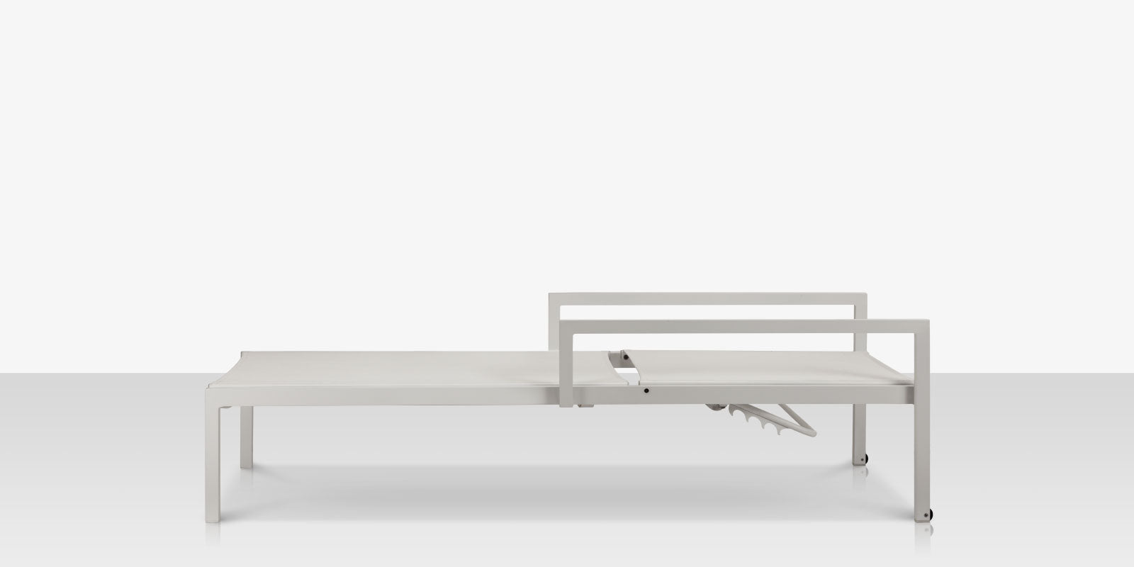 DecoScapes Fusion Aluminum Sling Chaise Lounge with Arms