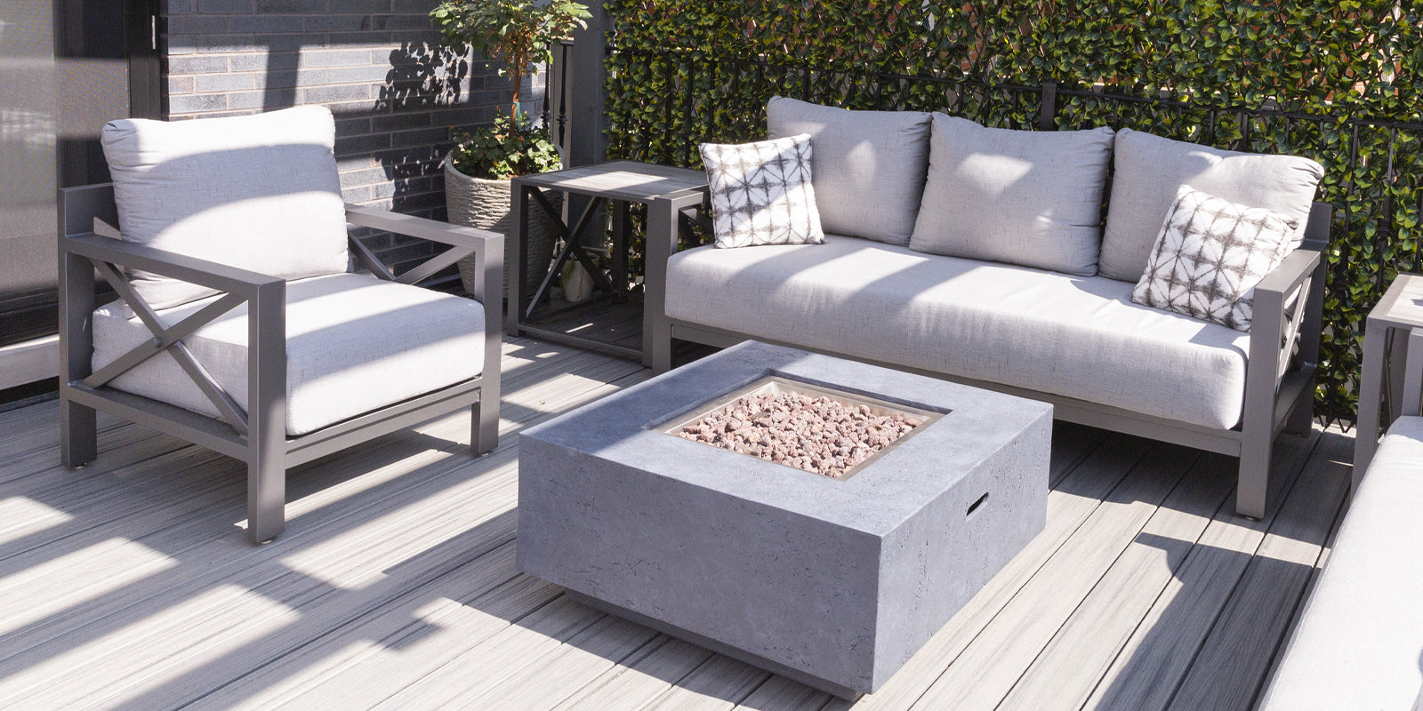 DecoScapes Dynasty Sofa