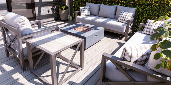 DecoScapes Dynasty End Table