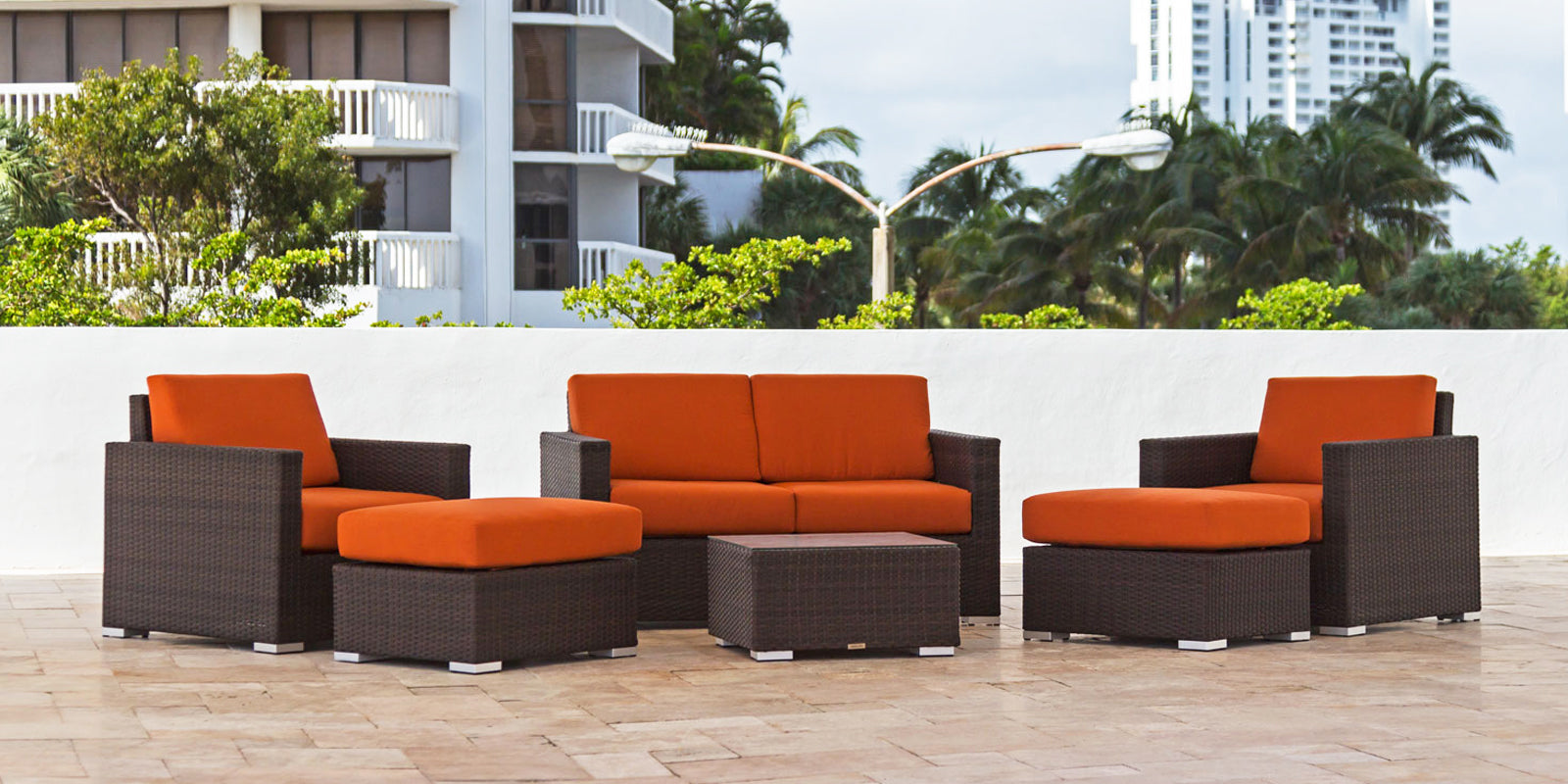DecoScapes Lucaya Loveseat