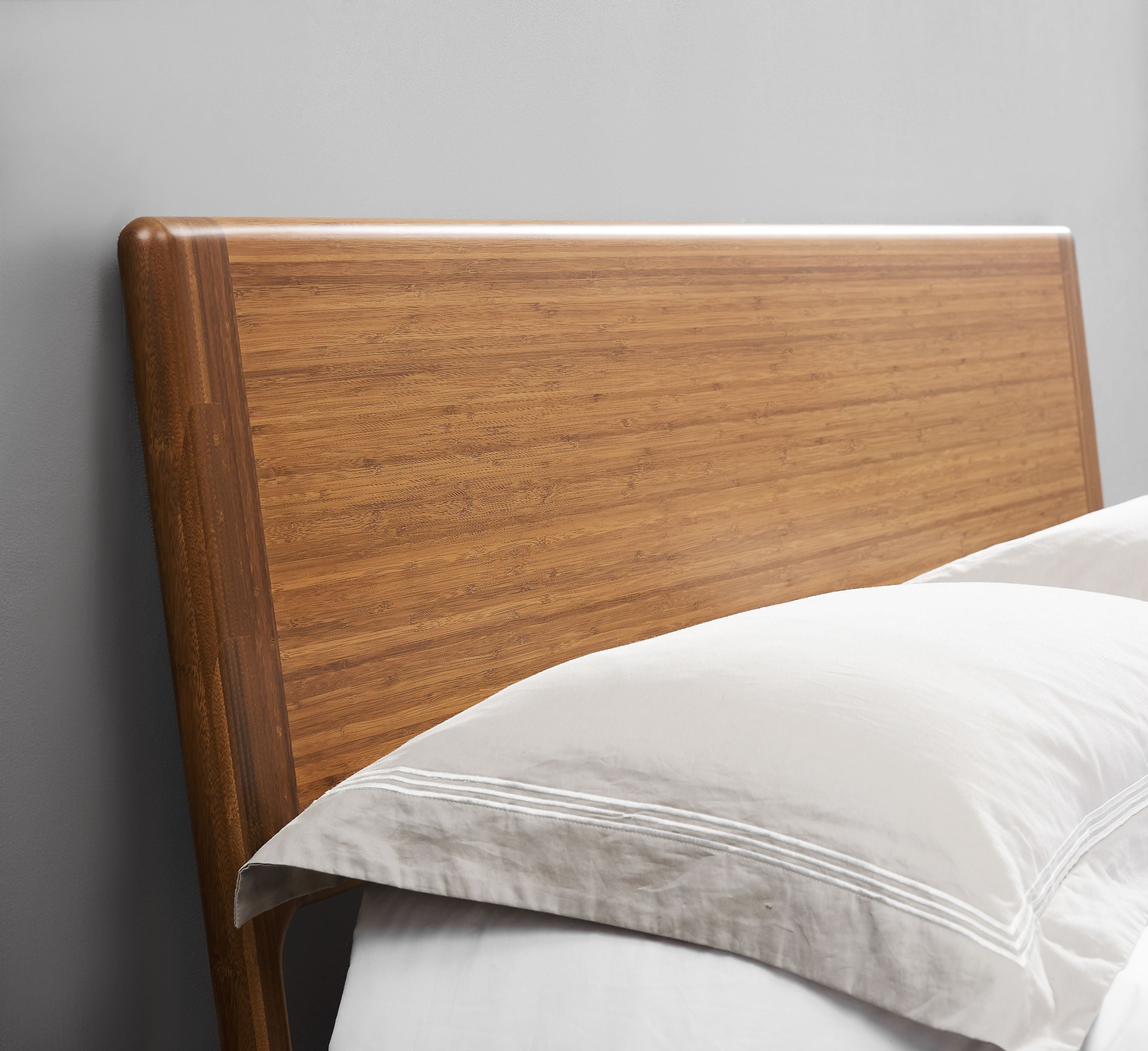 Greenington Ventura Queen Platform Bed - Amber