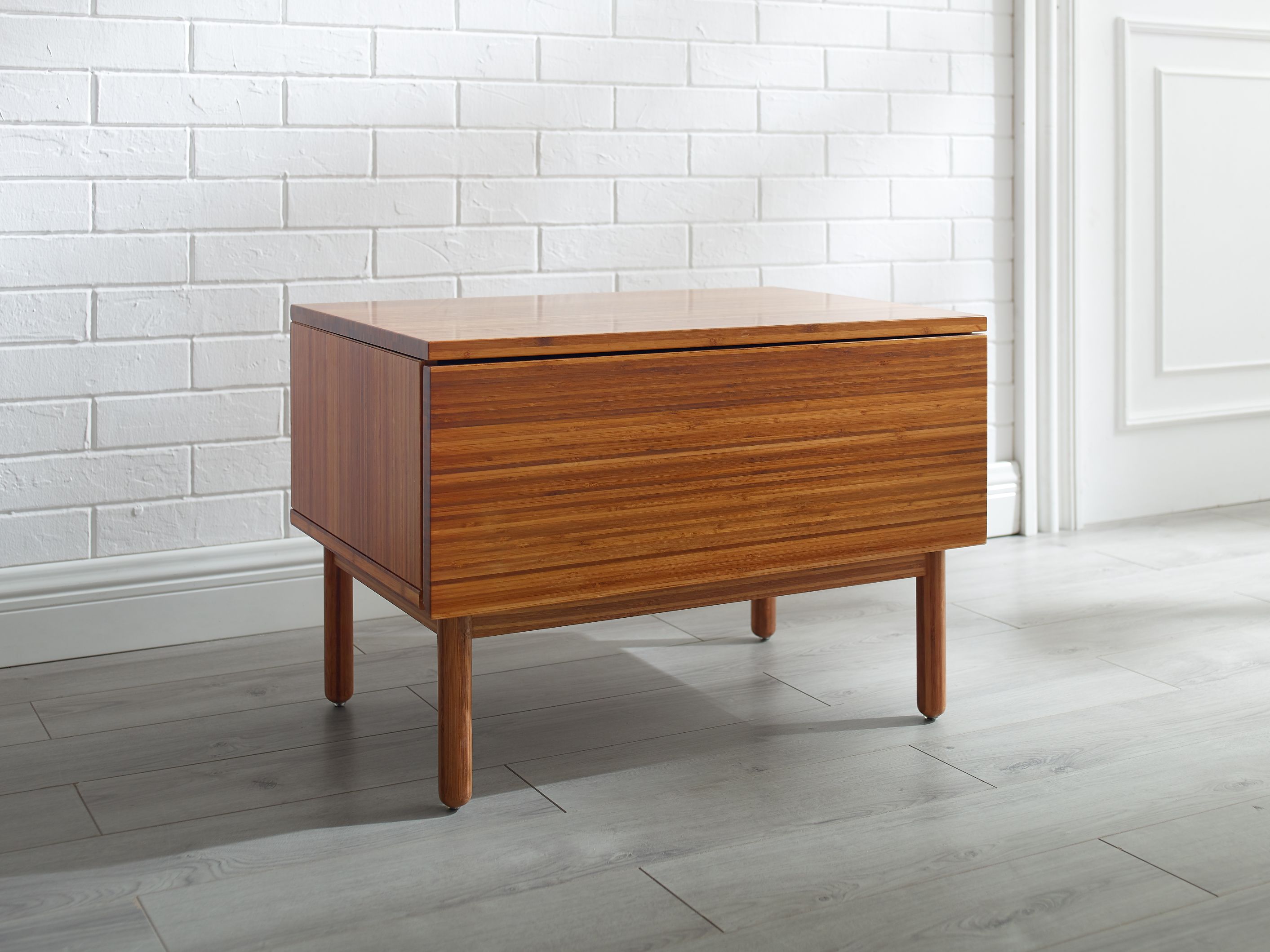 Greenington Ventura 1 Drawer Nightstand