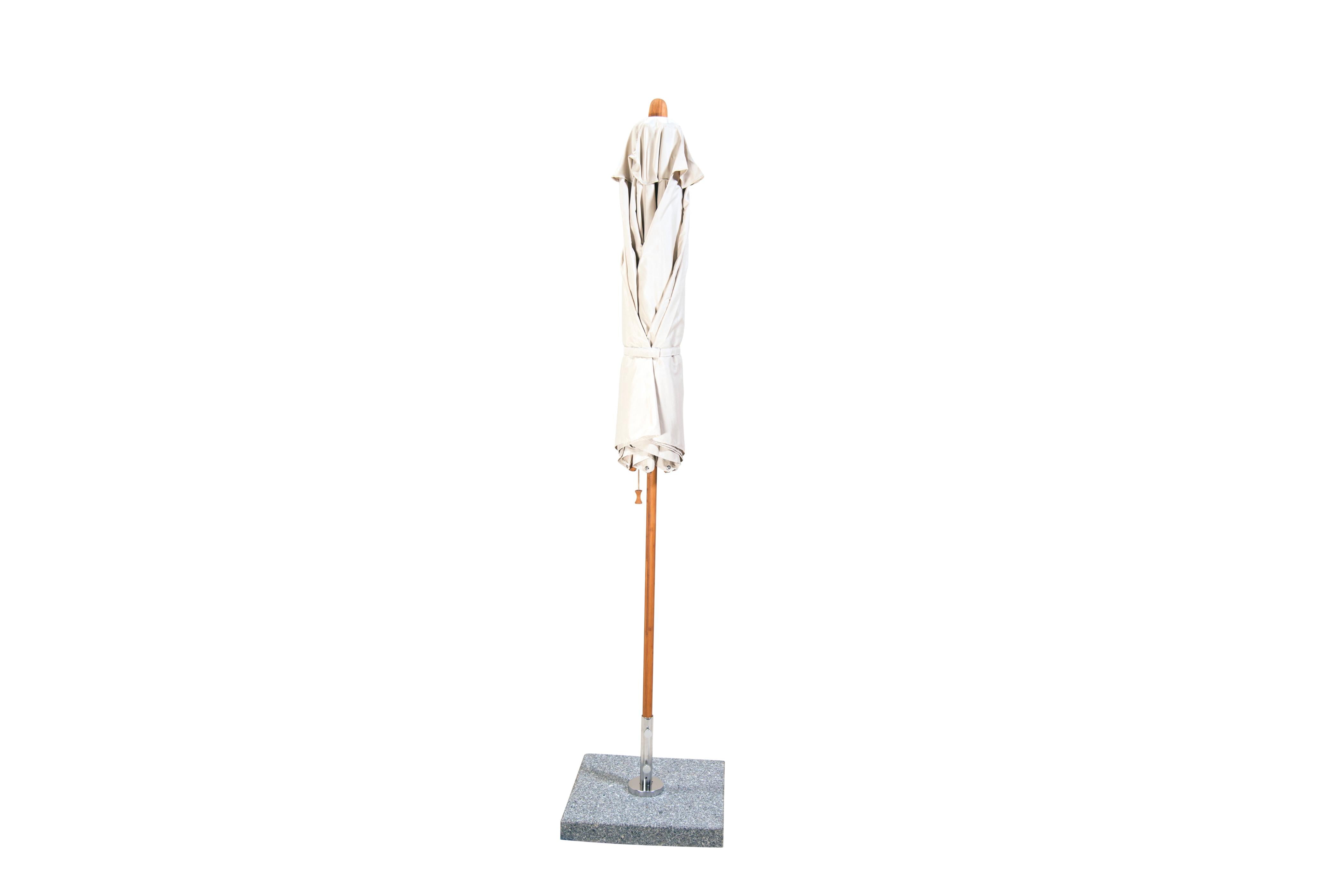Bambrella Levane 10' Round - 1.5" Pole
