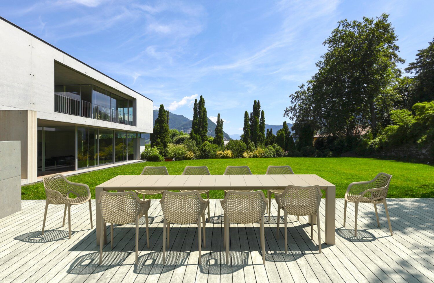 Compamia Vegas 102-118 Inch Extendable Dining Table
