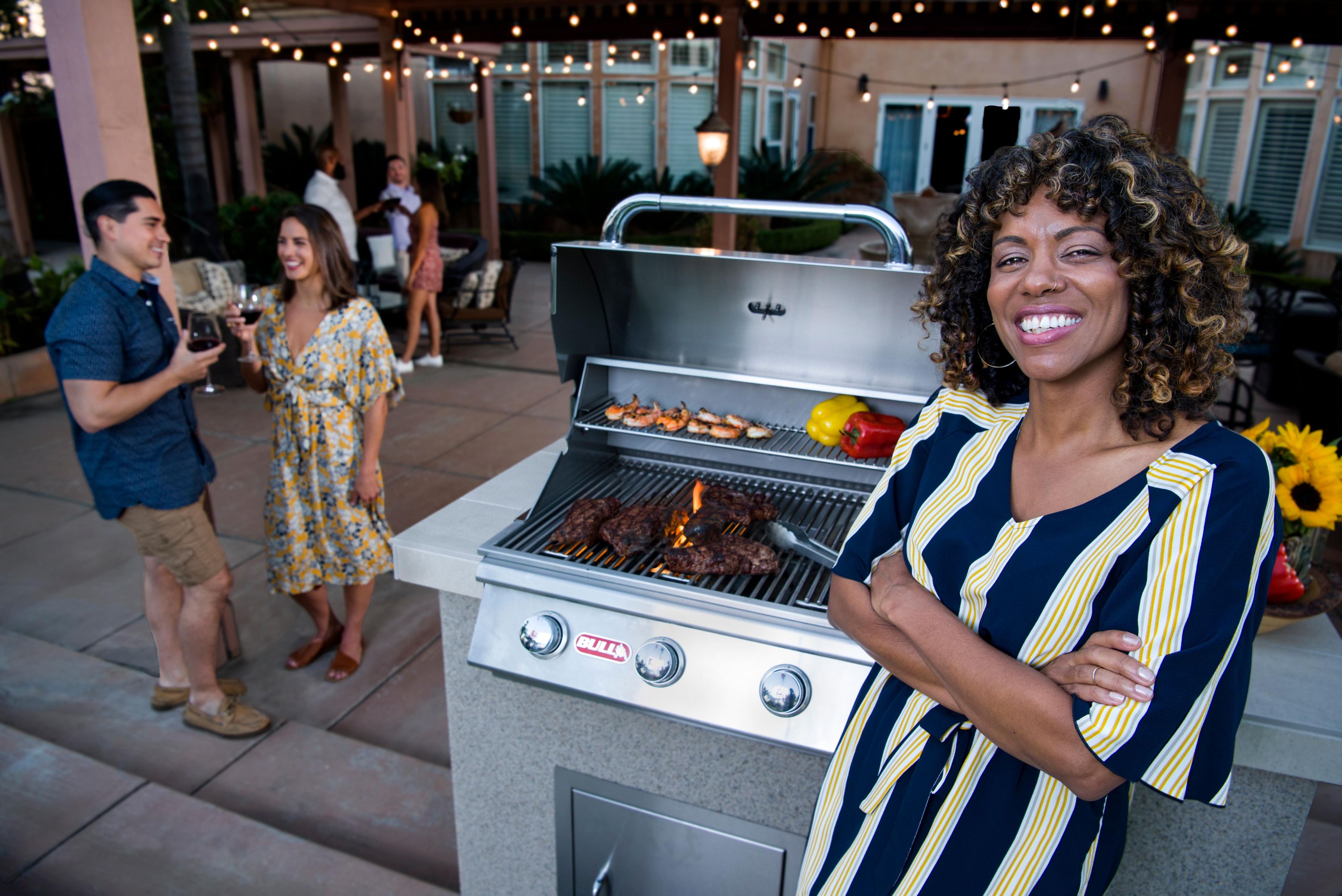 Bull BBQ 24" Steer Drop In Grill LP/NG - 3 Burner / 45,000 BTU's