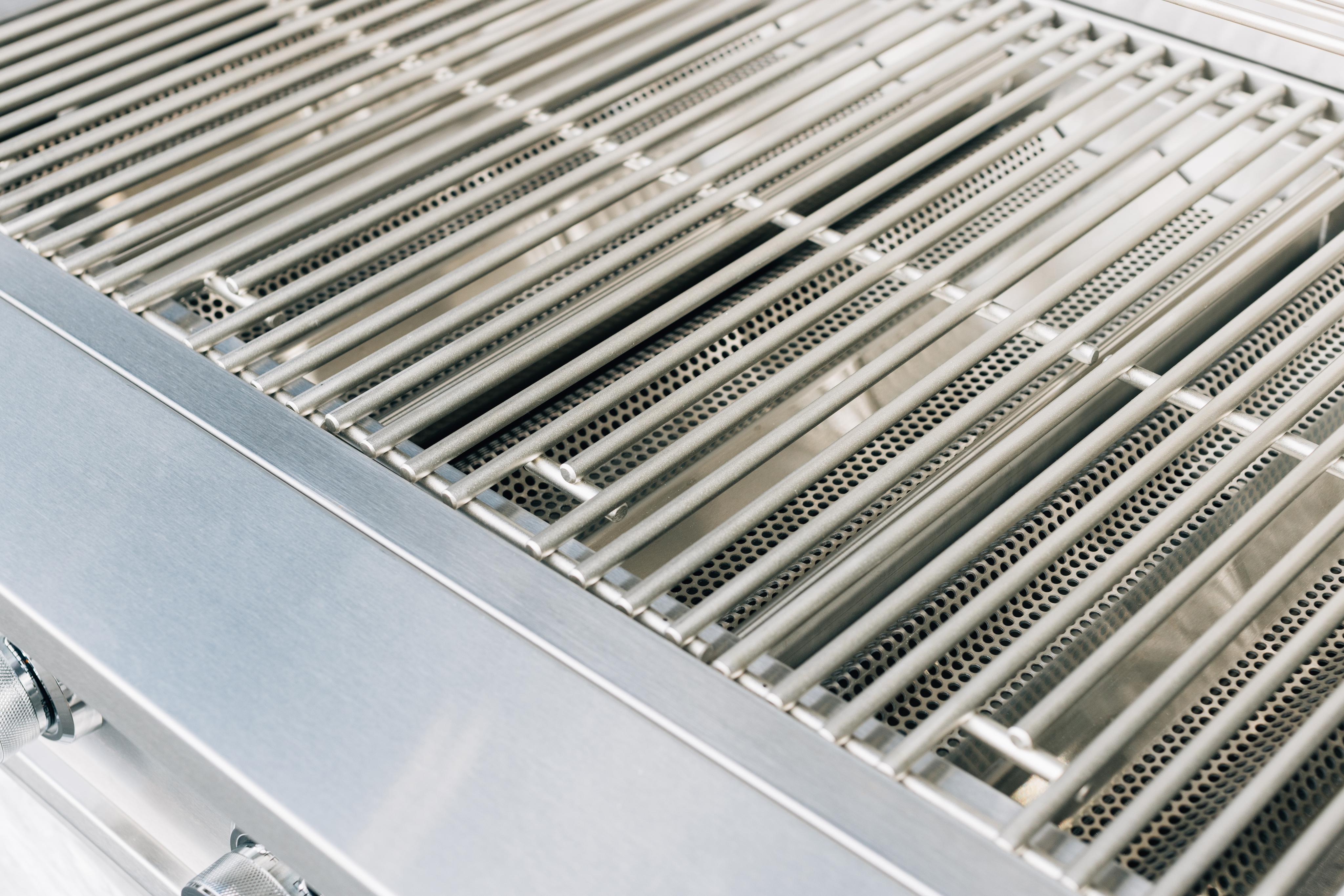 TrueFlame E Series 25" 3 Burner Gas Grill - Liquid Propane/Natural Gas