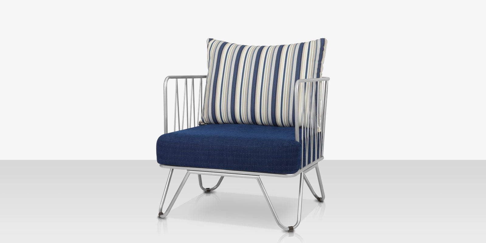 DecoScapes Tribeca Club Chair